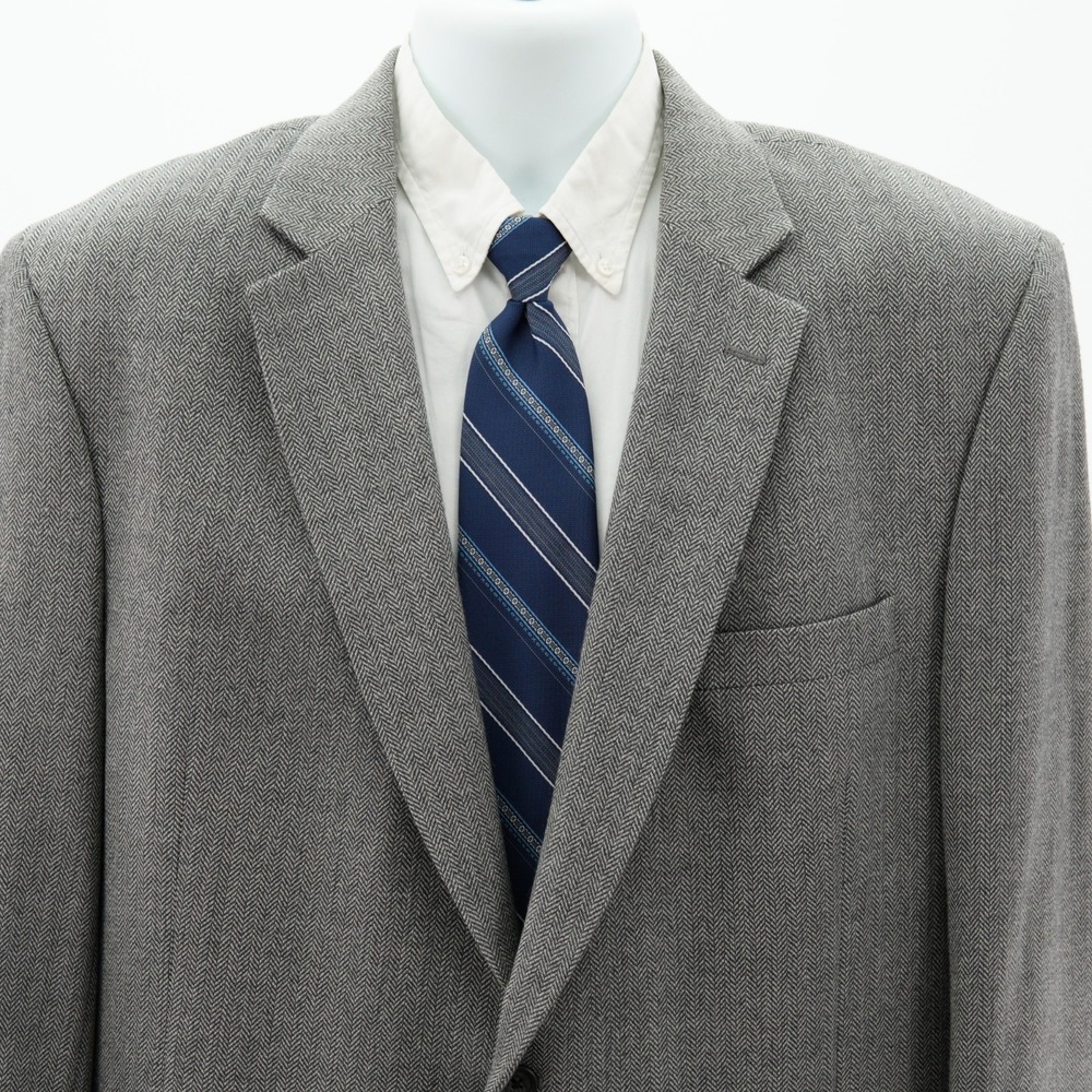 Jos A Bank Soft Tweed Wool Gray Herringbone Sport Coat 44R Tagged‎ 46R